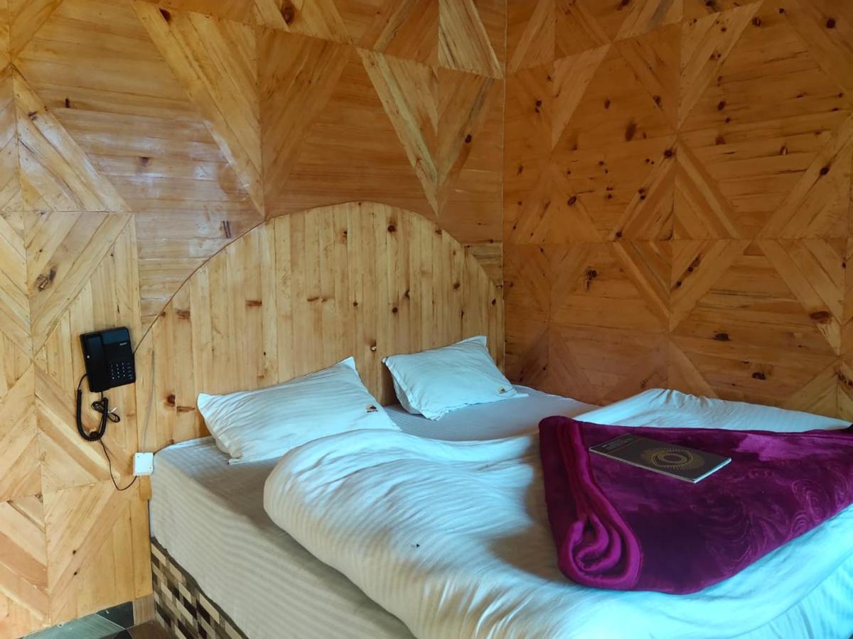 Hotel Eyesky, Tosh Extérieur photo