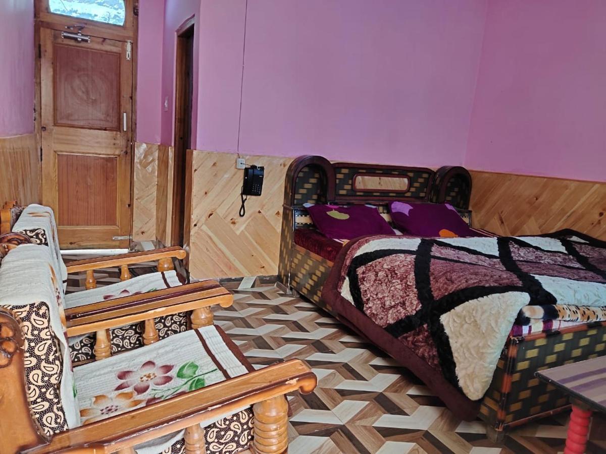 Hotel Eyesky, Tosh Extérieur photo