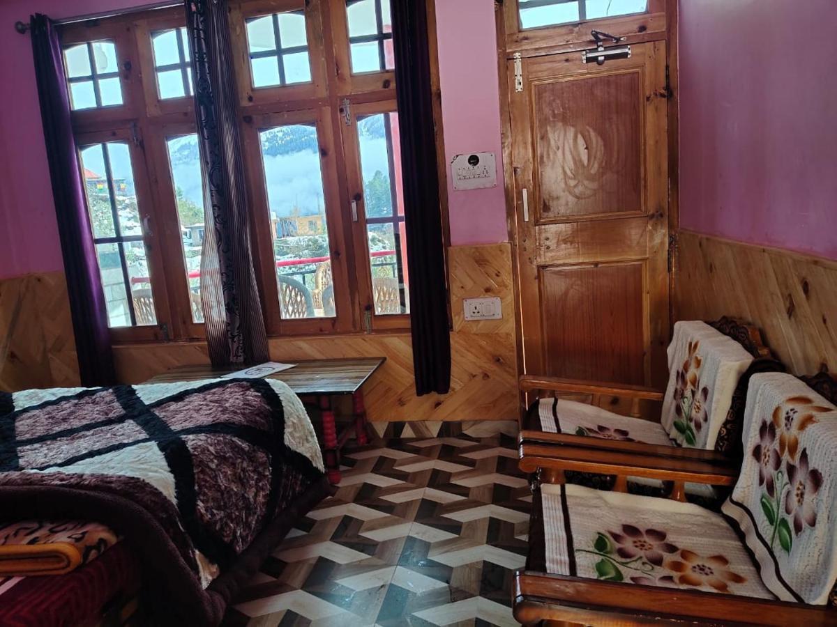 Hotel Eyesky, Tosh Extérieur photo